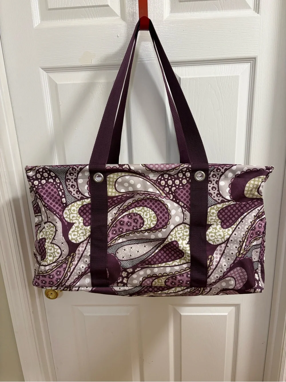 Thirty-one large utility tote in purple paisley pattern